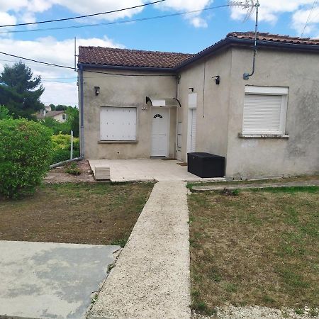 Appartement T2- Le Bon Accueil / Wifi / Parking Angoulême Kültér fotó