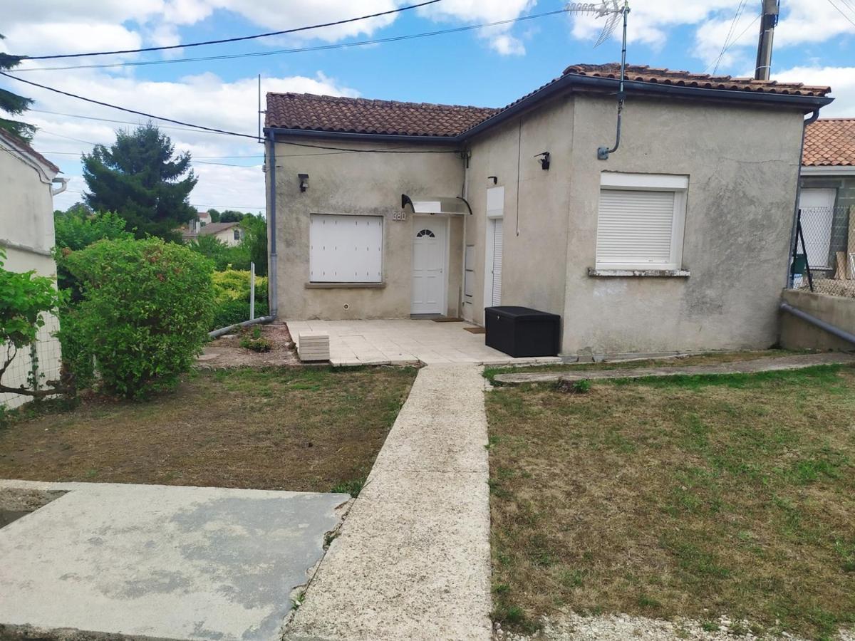 Appartement T2- Le Bon Accueil / Wifi / Parking Angoulême Kültér fotó
