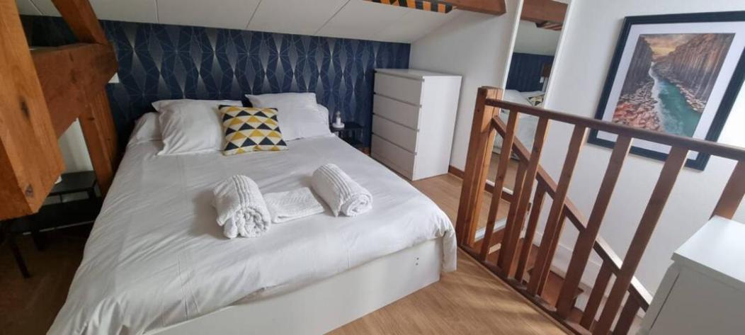 Appartement T2- Le Bon Accueil / Wifi / Parking Angoulême Kültér fotó